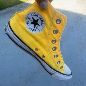 Women Converse (Yellow)
